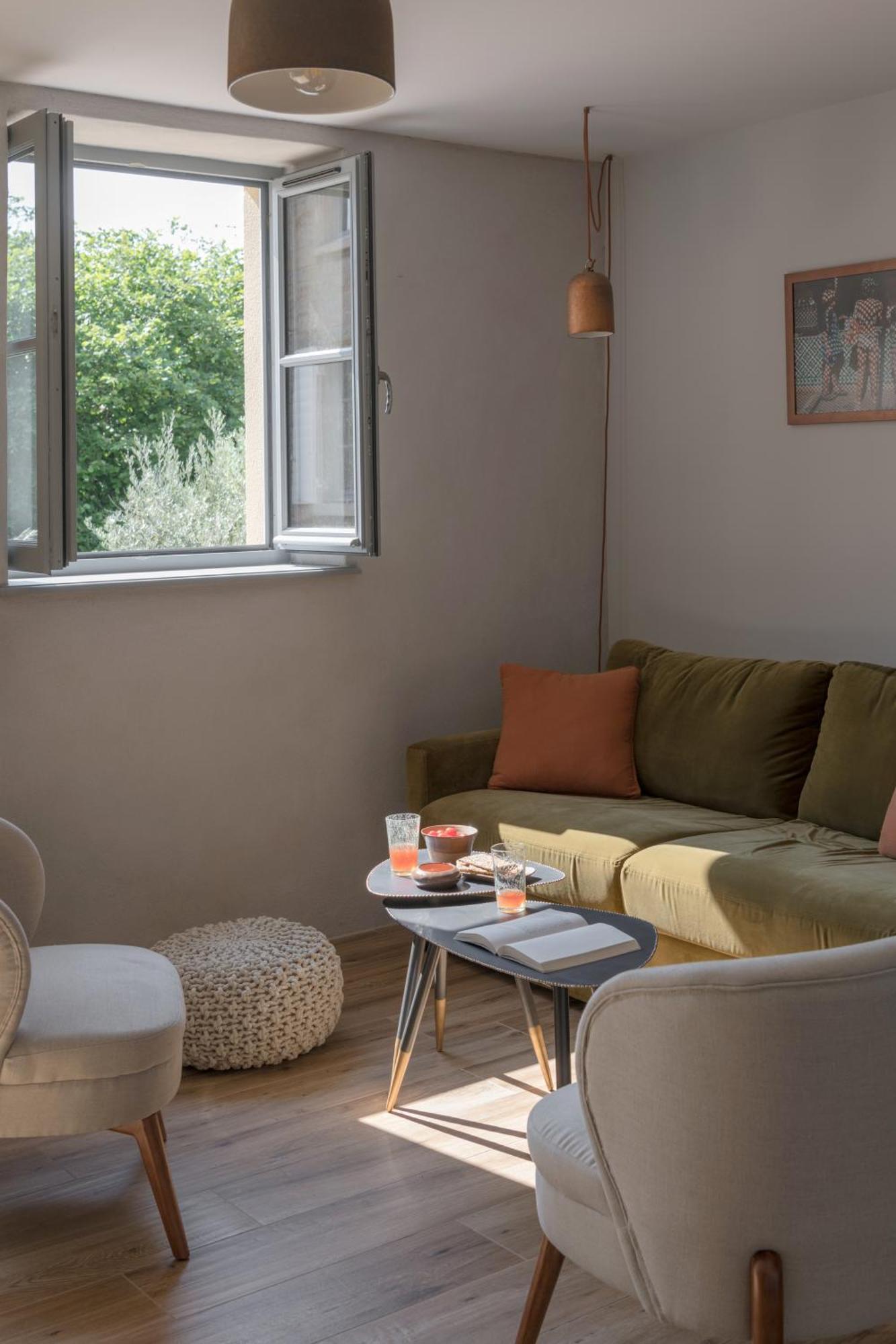 Bed & Breakfast La Maison Des Monts D'or